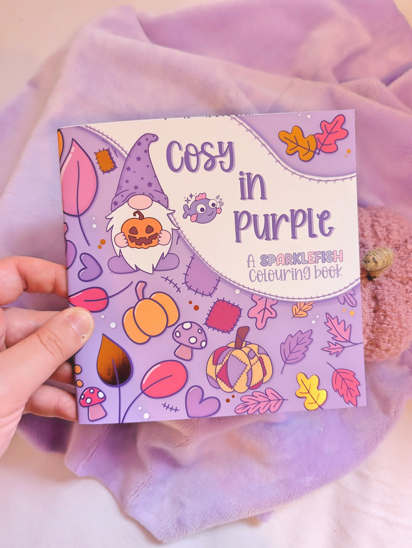Cosy In Purple - Foiled Cover Colouring Book